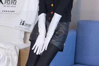 BoBoSocks袜啵啵 – 稚予的挑鞋花絮，其实一只鞋子也能穿出多种态度，这资源我爱了。