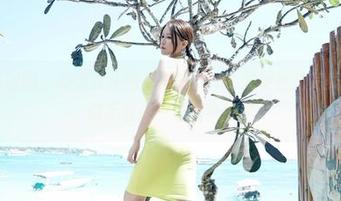 Feilin嗲囡囡 – 高清女仆图集——Egg_尤妮丝的完美打工体验，敢不敢来一场角色扮演？