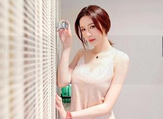 Feilin嗲囡囡 – 双马尾写真，SiByl李思宁的原图让人想起那个疯狂的午后？