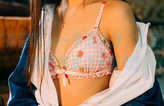 GIRLT果团网 – 一串双马尾，去王语纯的高清图库溜达一圈吧！