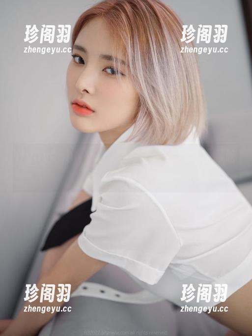Hyoyeon(김효연)穿体操服？网盘里藏啥宝贝！