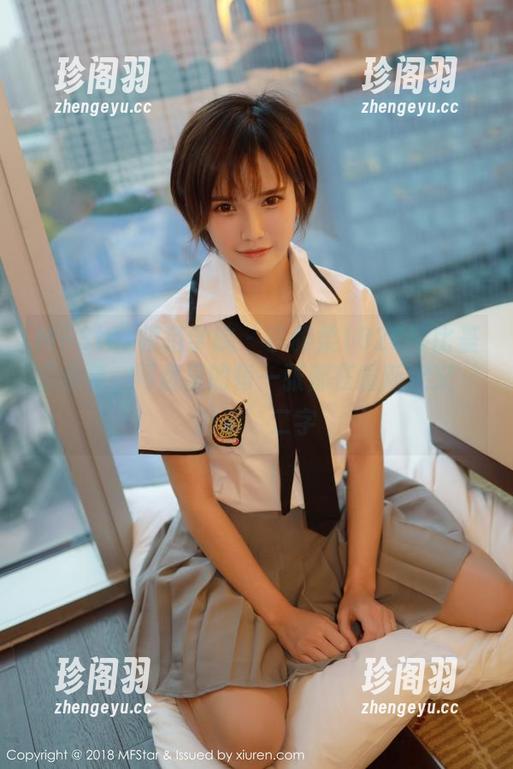 MFStar模范学院 - 李雅柔182CM比基尼合集，网盘里的每一张都在重新定义‘游泳’二字