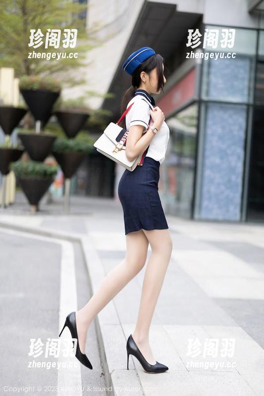 XIAOYU语画界-徐莉芝 XIAOYU语画界 - 不得不说,高清照片里的奶牛甚至比徐莉芝还抢镜,这逻辑我懂得一半。