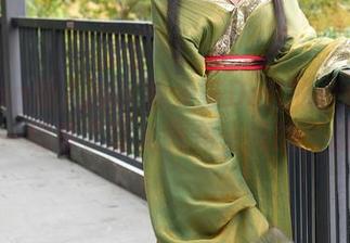 Xiuren秀人网 – 养乐多Doll的少女私房，一组看了让人嘴角上扬的作品。