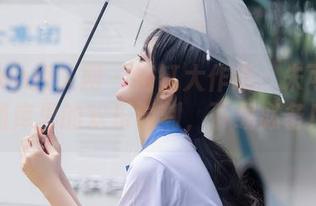 Xiuren秀人网 – 浴缸大作战：朱可儿在图库里的欢乐时刻，下载必备！