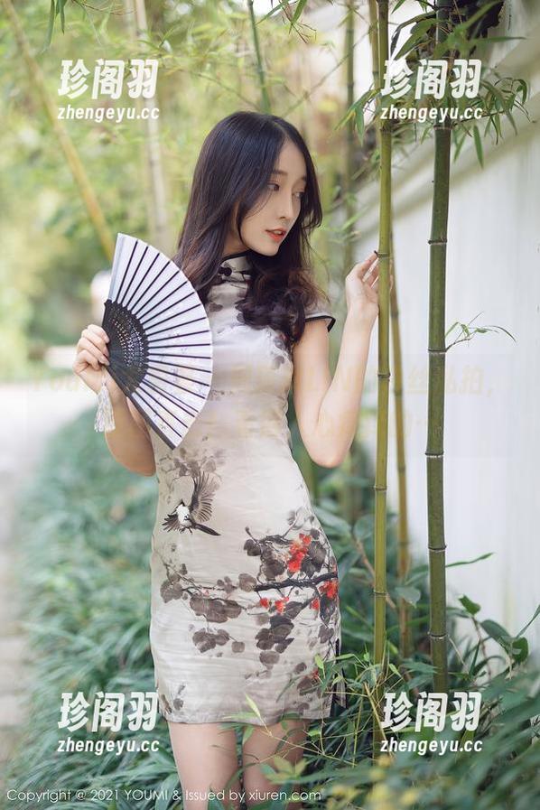 YouMi尤蜜荟 - 周琰琳LIN的白丝私拍，原图直击！看得人心痒痒的…