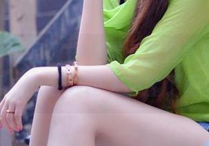 pans – 捷径取悦眼球，免费看锐锐制服照，这套路也太明显了吧。