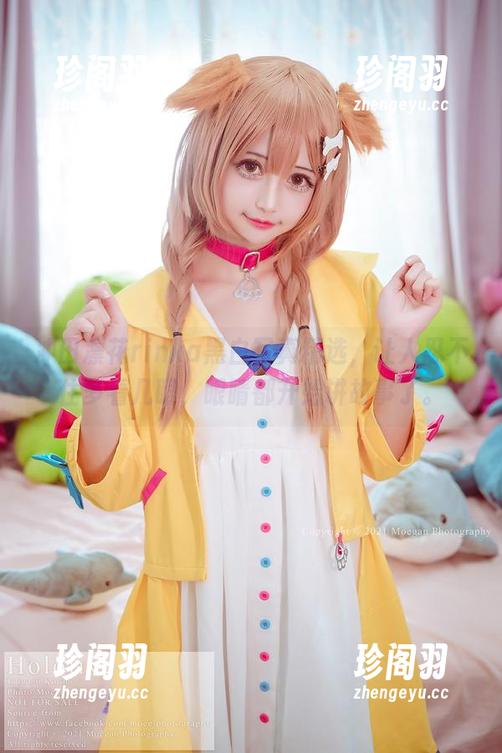 冲田凛花rinka黑白写真精选，让人忍不住多看几眼，眼睛都开始讲故事了。
