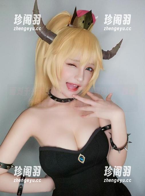 面对千夜未来的大凤，资源舞动中，却让我好奇能不能轻触那份灵气？