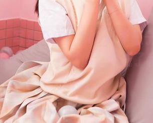 嗲囡囡 – 写真杂感：SiByl李思宁以银发芭比放松pose，蓦然间，你成了我心中的女神。