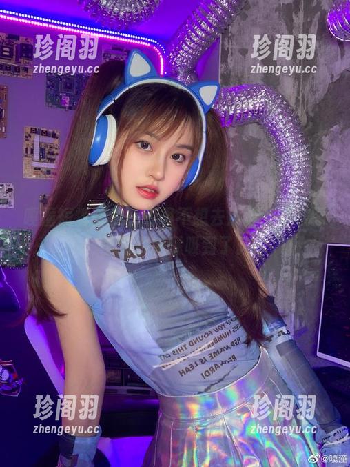 嘎潼短裤图集—明明不想去海边，却被图里的沙滩呼吸到了。