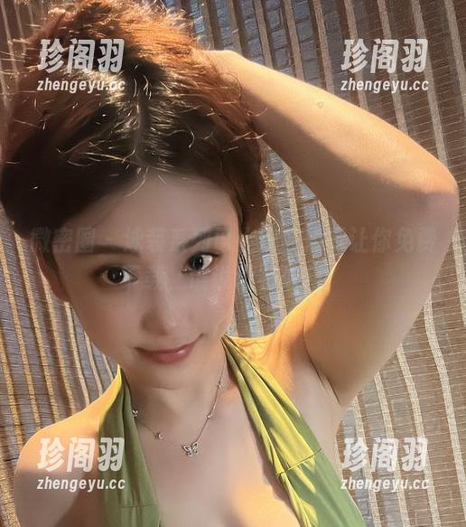 微密圈 - 泳装系列已上线，奶雯让你免费下载，谁说没有福利？