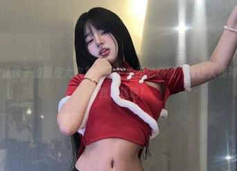 微密圈 – 小优优子的貂皮大衣篇：那个角度的原图，真让人愣神，照片干脆给我送钱吧！