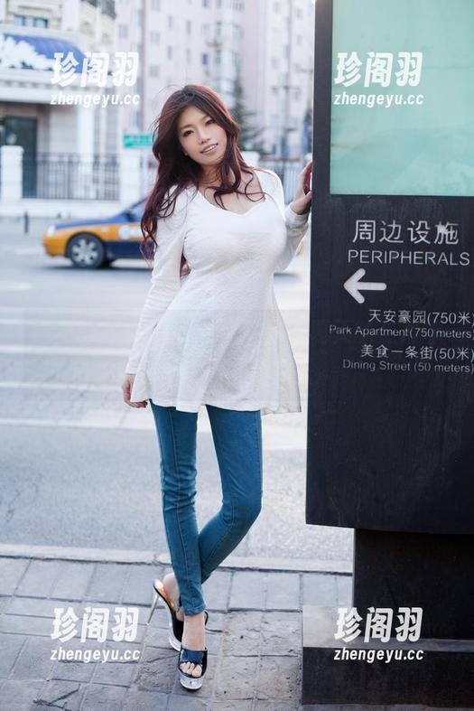 推女郎 - 易阳的泳衣美图，夏天的热度不止于此哦！
