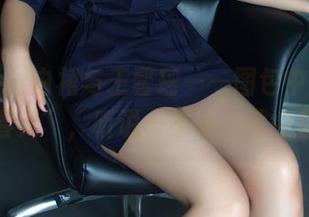 推女郎 – 白裙与王馨瑶——图包中的“行走的春天”，听说一不小心就会着迷！