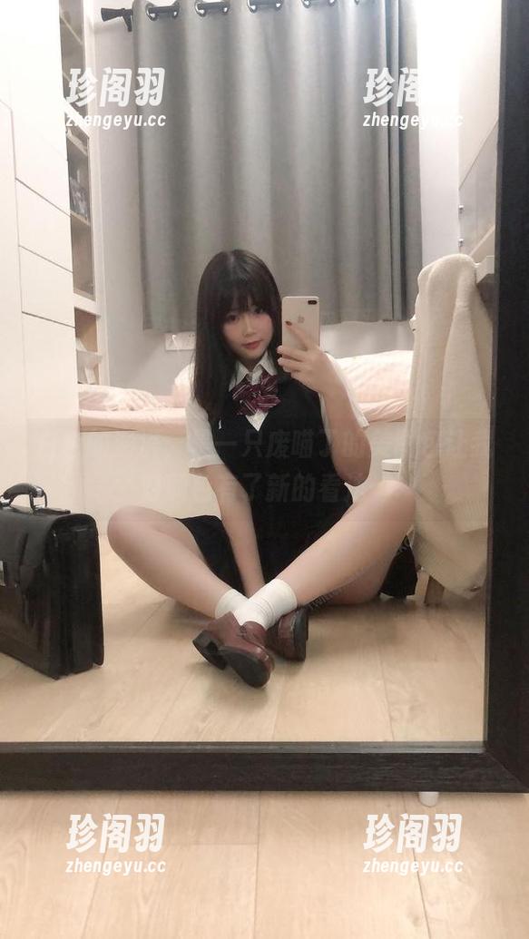 白色的澎湃，是一只废喵了的美图包让我对颜色有了新的看法…