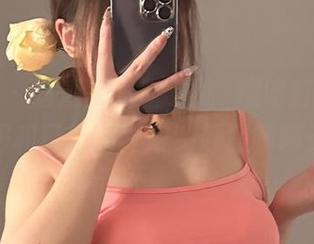 微密圈 – 高清美图里，桃沢樱呀打破体育生服和日常的界限，赶紧聊聊天！
