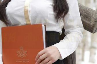 模范学院 – 图片欣赏，唐琪儿il来了一波豹纹私拍，不小心就被抓住了视线！