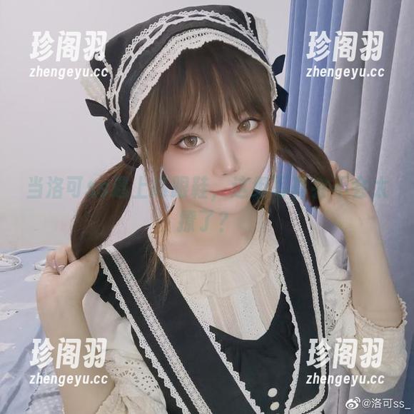 当洛可ss遇上高跟鞋，这组写真会不会太撩了？