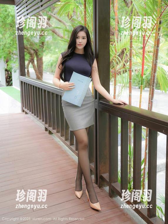 秀人网 - 肉丝秘籍在此！Suki_baby的网盘合集，果然让人‘心驰神往’