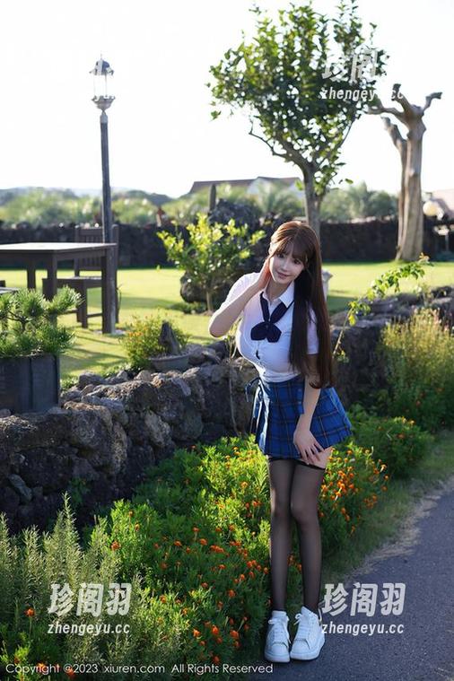 秀人网 - 丢掉烦恼，来这里免费下载Yuki鱼儿的女友资源！