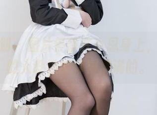 紧急企划 – 图片停留在小恩身上，优等生的人设被她撑得满满的。