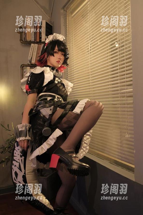 绞肉姬的宝多六花校服写真，穿越到课堂的又一天