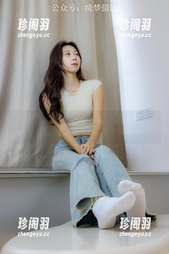 绮梦摄影 - 图片里的涵涵，就像黑白电影院里的女主，气质真不赖！