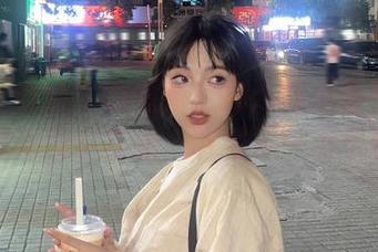 对于‘办公’的重新定义：舞小喵在图库里的那些小插曲，下载多一点乐趣！