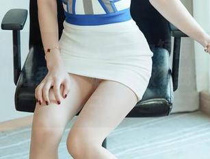 花漾show – 娜露Selena短裤图包分享，直真的让我想，是否要取下我过季的裙子？