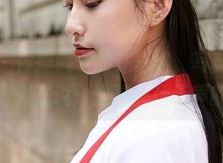 蜜桃社 – 体操服下的许思铭，写真中每个细节都好似在说：这是一场无声的游戏。
