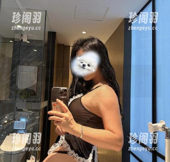 微密圈 - 经历了一天，詹詹的女仆给我带来轻松感，别忘了下载套图哦！