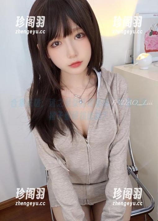 合集来啦：迷之呆梨红裙穿搭，可是每条裙子都硬核比拼？