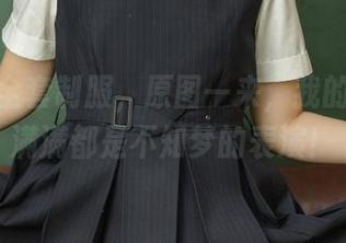 镜酱的全套制服，原图一来，我的脑海里满满都是不知梦的表演！