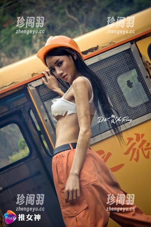 青豆客 - 最新的双马尾：Kiren_程程程的原图更新，不看会后悔的节奏！