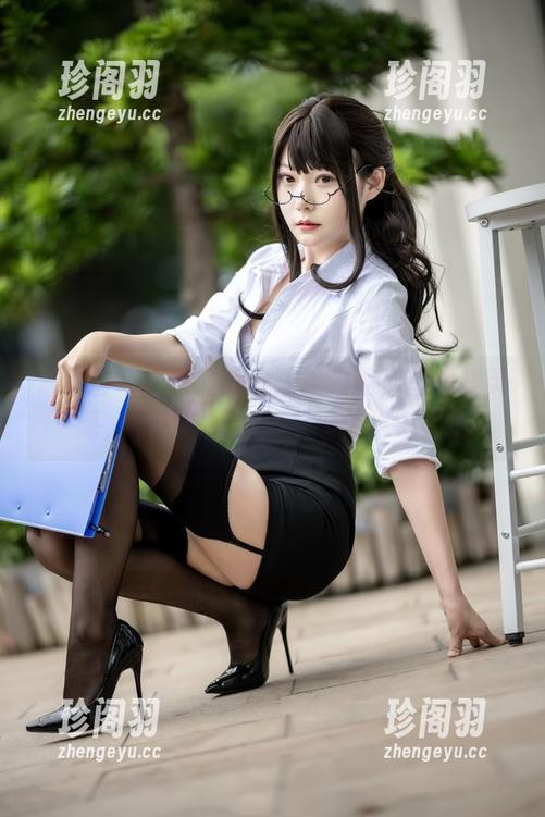 喜欢香草喵露露的女孩？来图库里找找灵感，顺便找找你的灵魂伴侣也不错